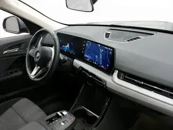 BMW Ix2 2025 photo 3
