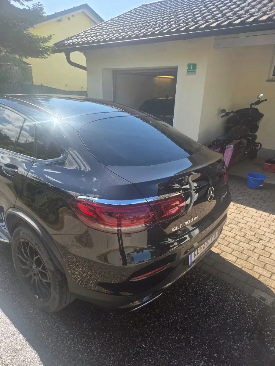 Mercedes-Benz Glc-Class 2022 photo 2