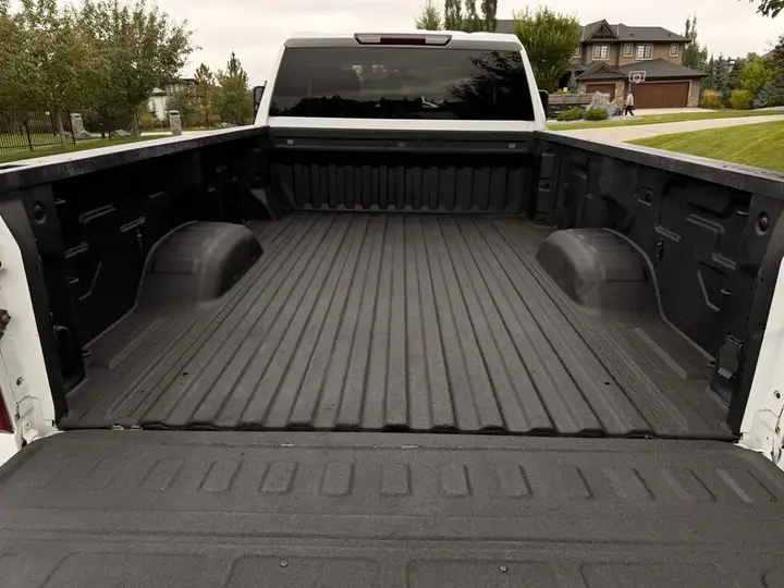 Chevrolet Silverado 2021 photo 4