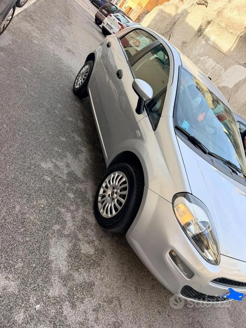 Fiat Punto 2015 photo 3