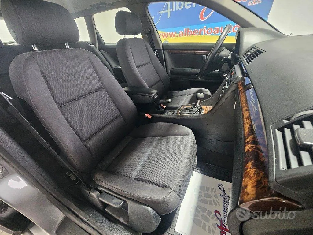 Audi A4 2004 photo 5