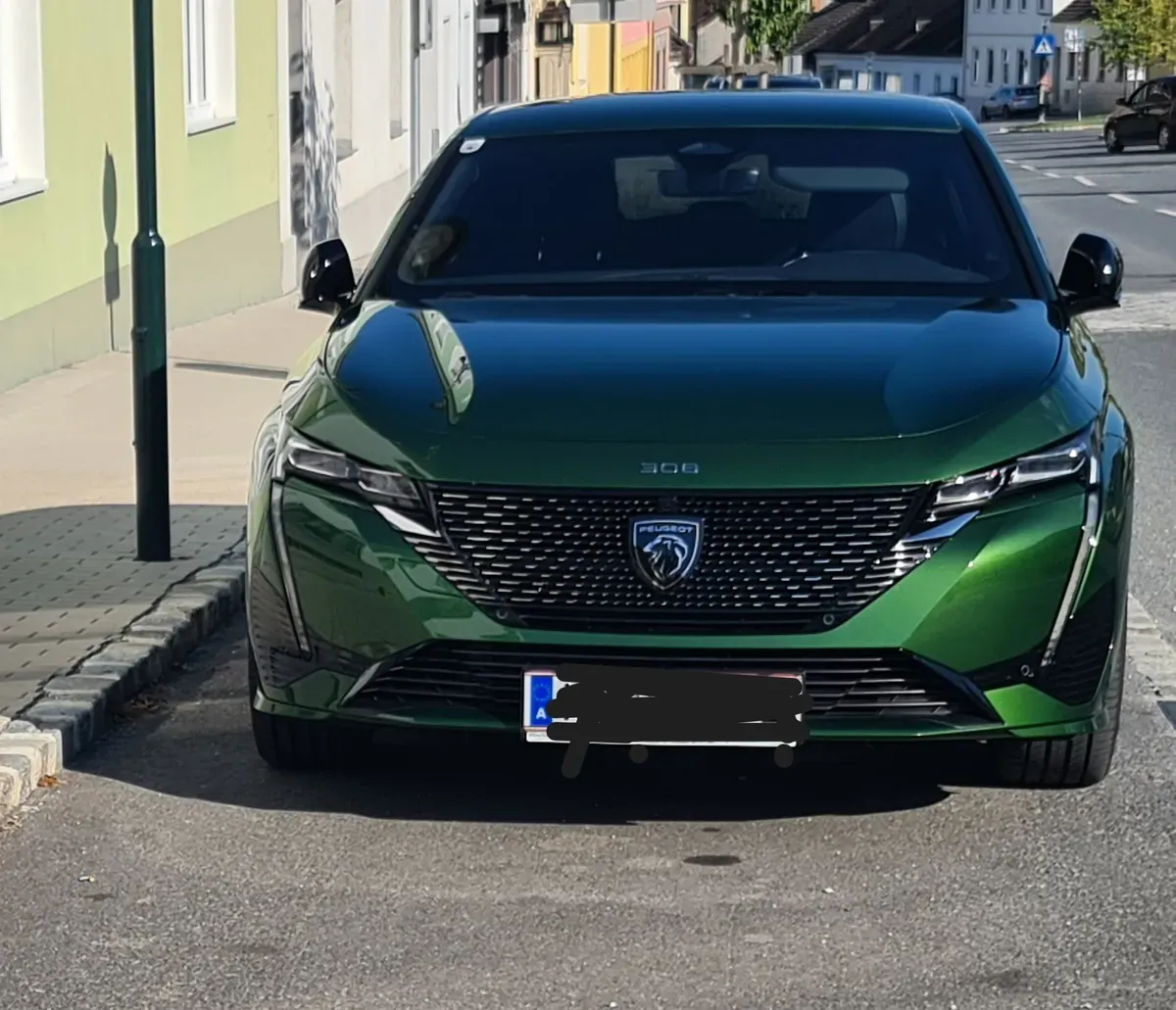 Peugeot 308
