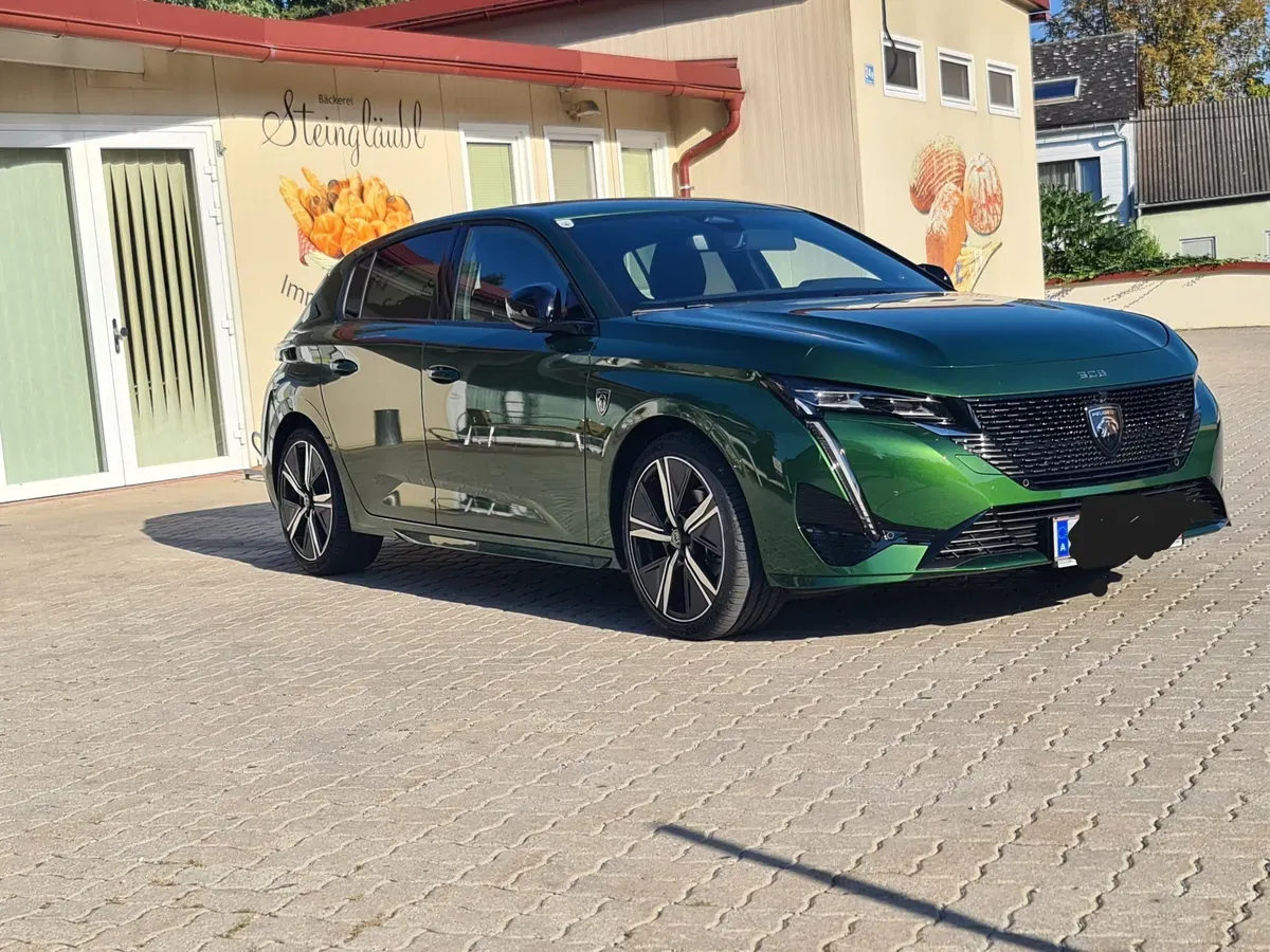Peugeot 308 2023 photo 3