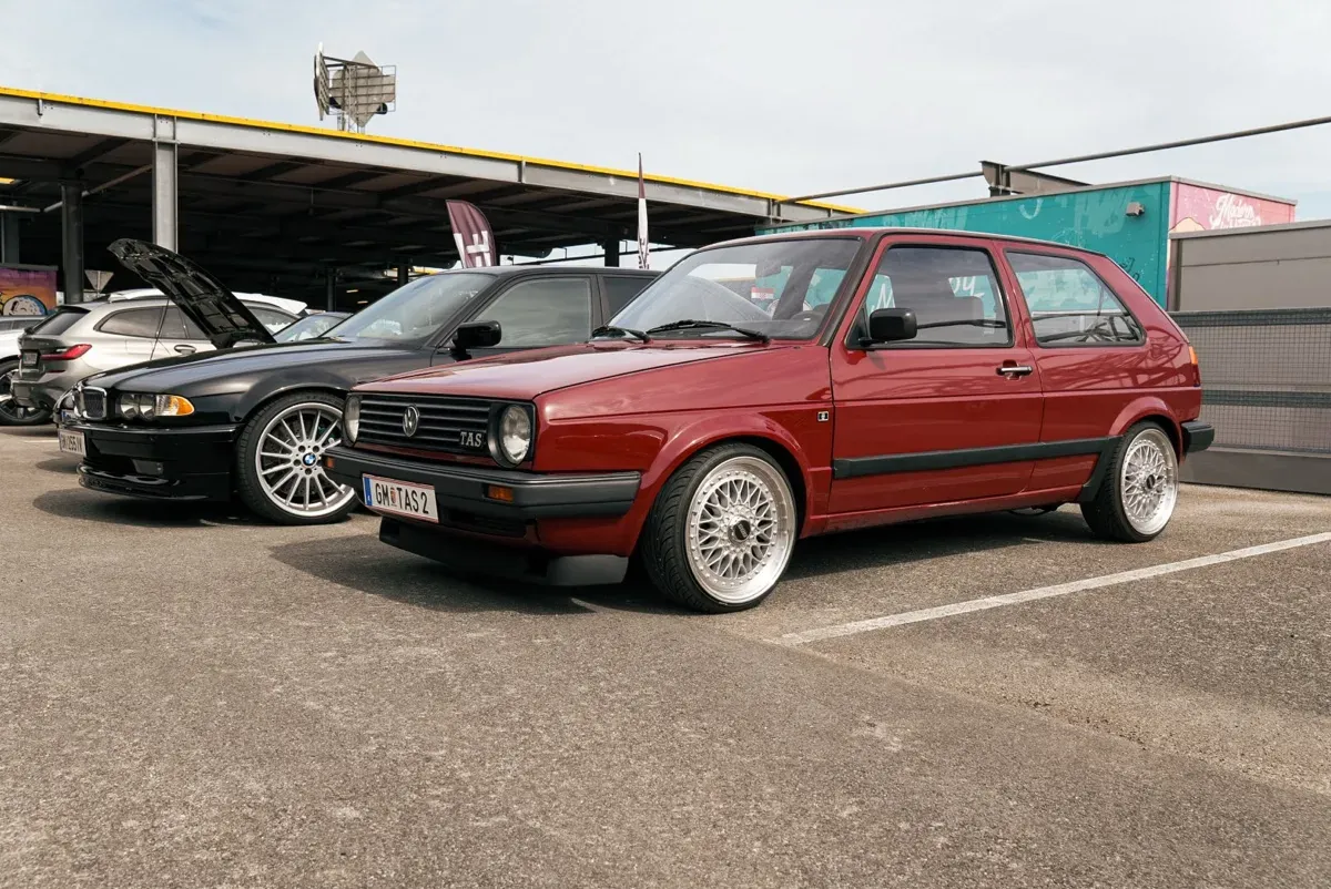 Volkswagen Golf 1988 photo 2