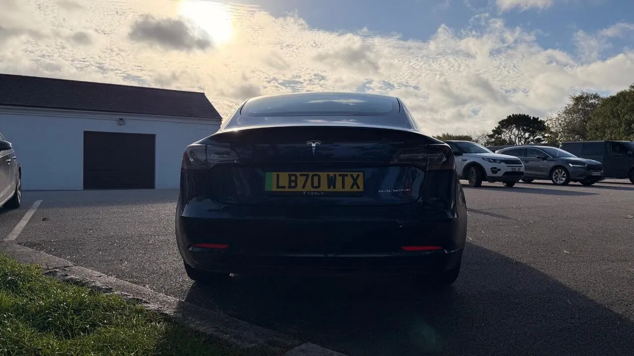 Tesla Model 3 2020 photo 5