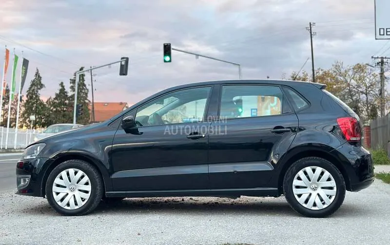 Volkswagen Polo 2009 photo 5