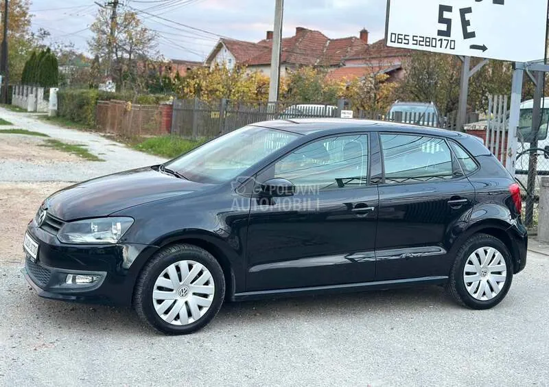 Volkswagen Polo 2009 photo 2