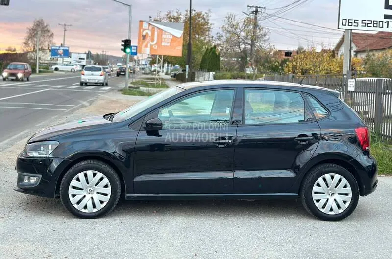 Volkswagen Polo 2009 photo 3