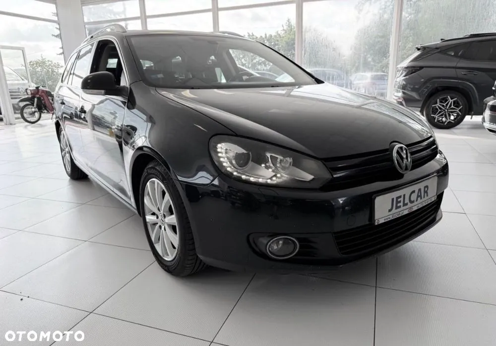 Volkswagen Golf Variant 2012 photo 2