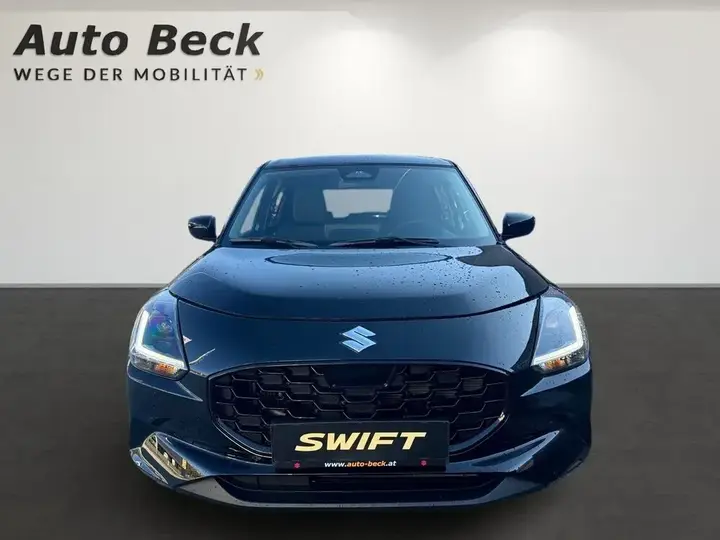 Suzuki Swift photo 2