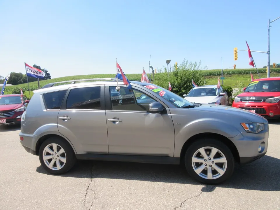 Mitsubishi Outlander 2013 photo 5