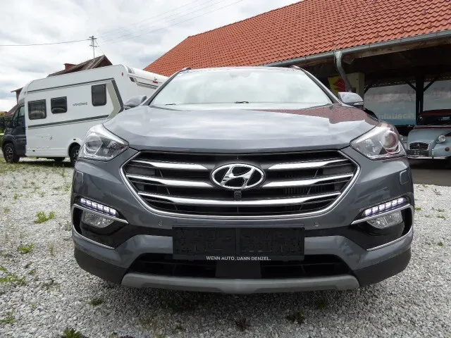 Hyundai Santa Fe 2018 photo 3