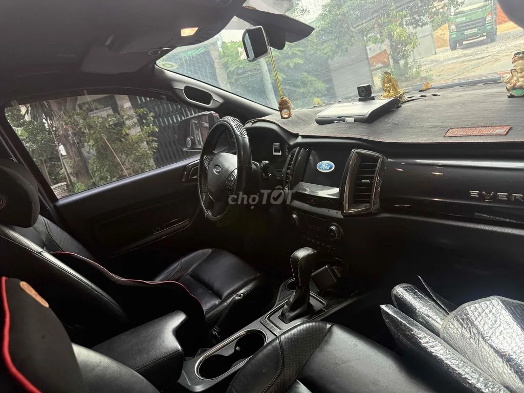 Ford Everest 2018 photo 2