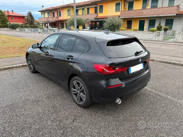 BMW 116D 2020 photo 2