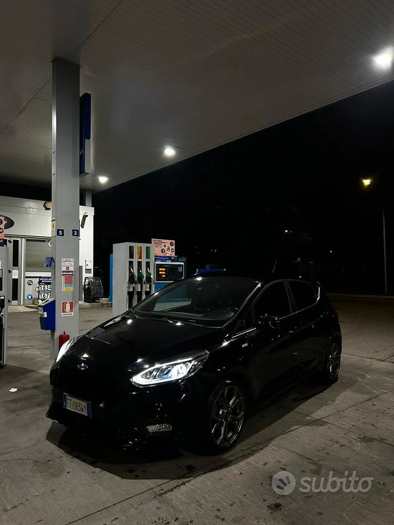 Ford Fiesta 2019 photo 2