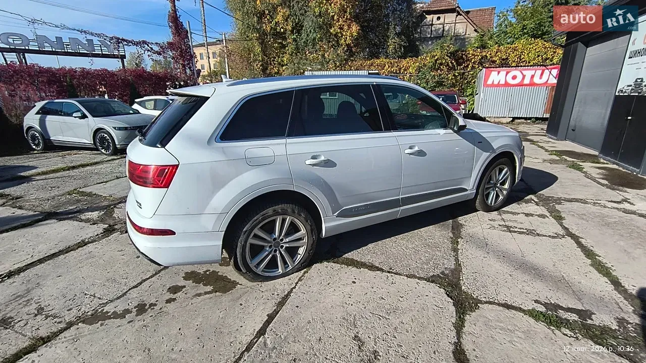 Audi Q7 2016 photo 5