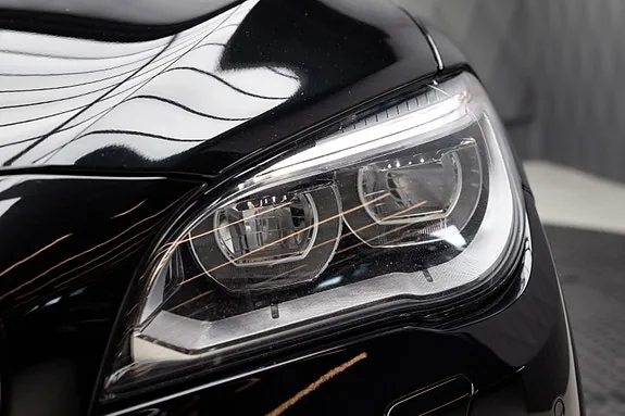 BMW 750I 2014 photo 4