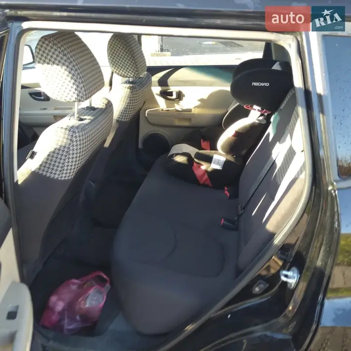 Kia Soul 2008 photo 4
