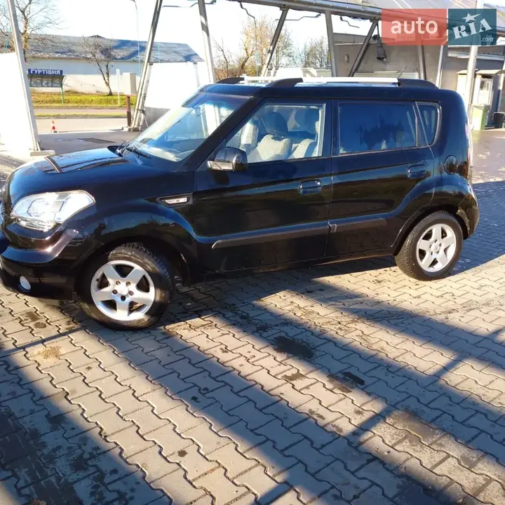 Kia Soul 2008 photo 2