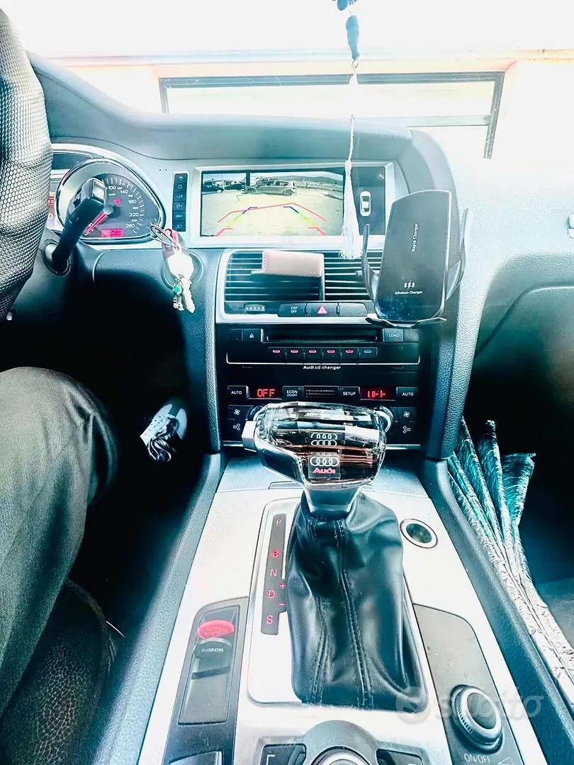 Audi Q7 2007 photo 3