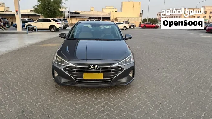 Hyundai Elantra 2019 photo 3