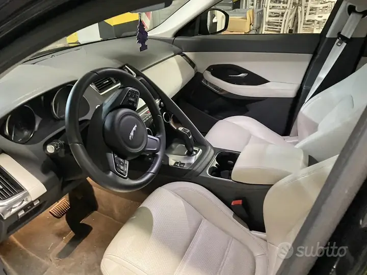 Jaguar E-Pace