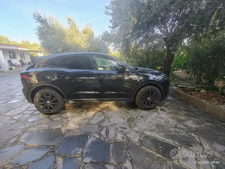 Jaguar E-Pace 2021 photo 5