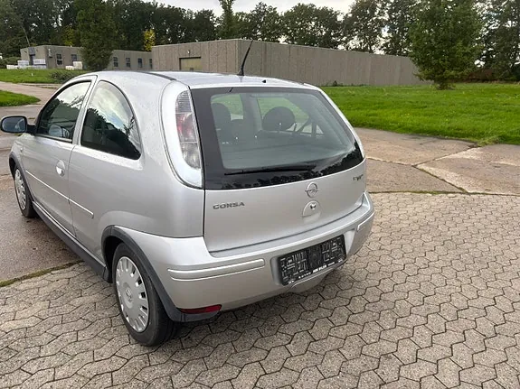 Opel Corsa 2006 photo 4