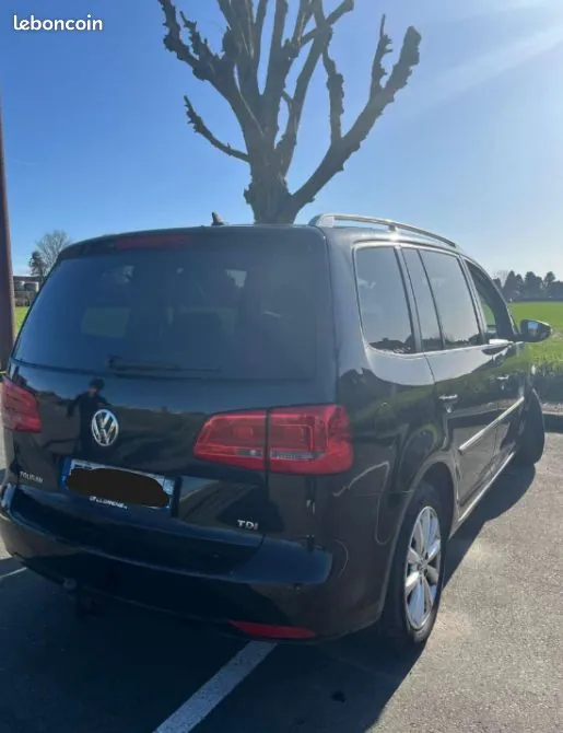 Volkswagen Touran 2013 photo 3