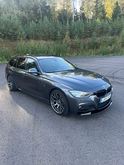 BMW 328I 2015 photo 4