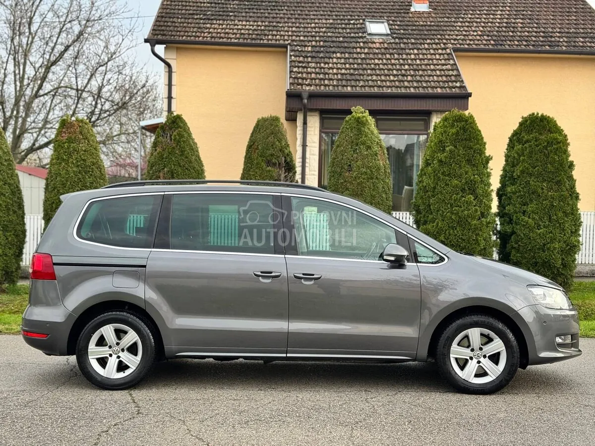 Volkswagen Sharan 2010 photo 5