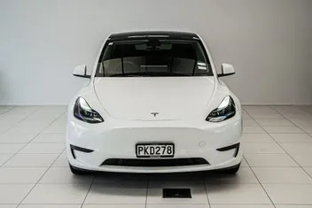 Tesla Model Y 2022 photo 3