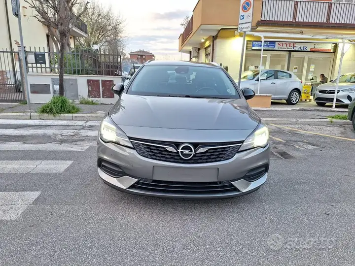 Opel Astra 2021 photo 5