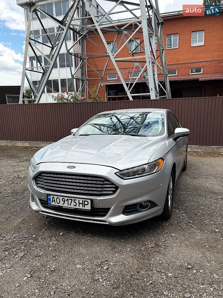 Ford Fusion 2014 photo 2