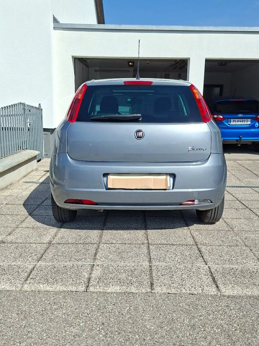 Fiat Punto 2008 photo 3