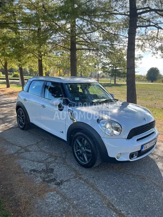 Mini Countryman 2013 photo 2