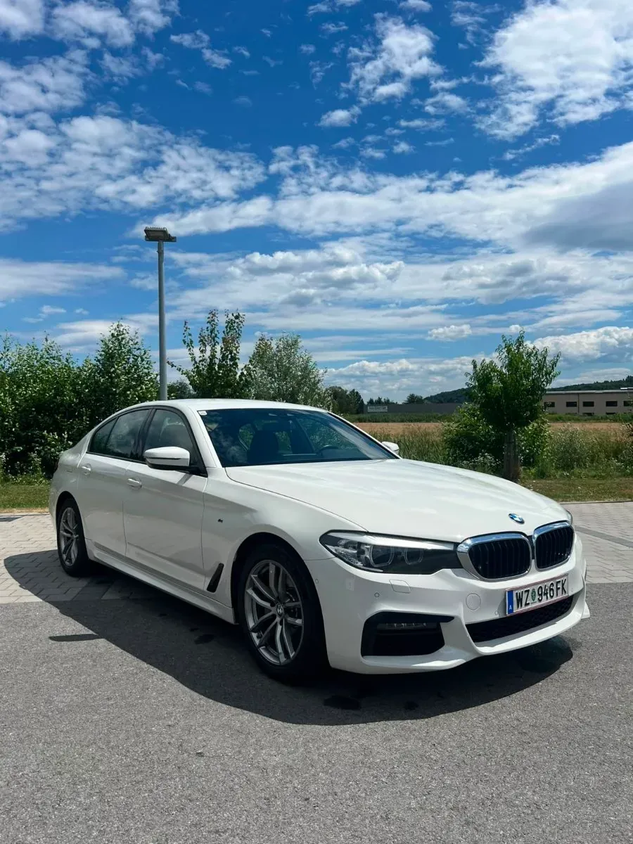 BMW 5 Series 2019 photo 2