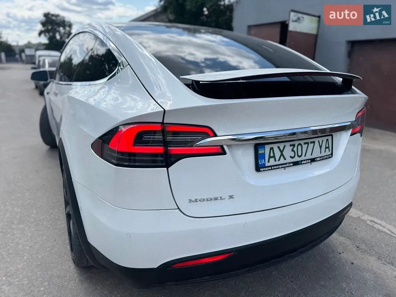 Tesla Model X 2019 photo 3