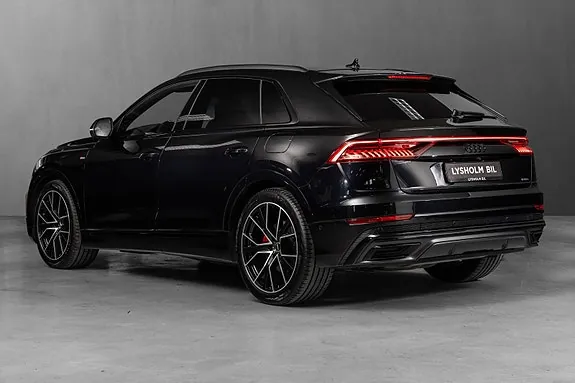 Audi Q8 2021 photo 5