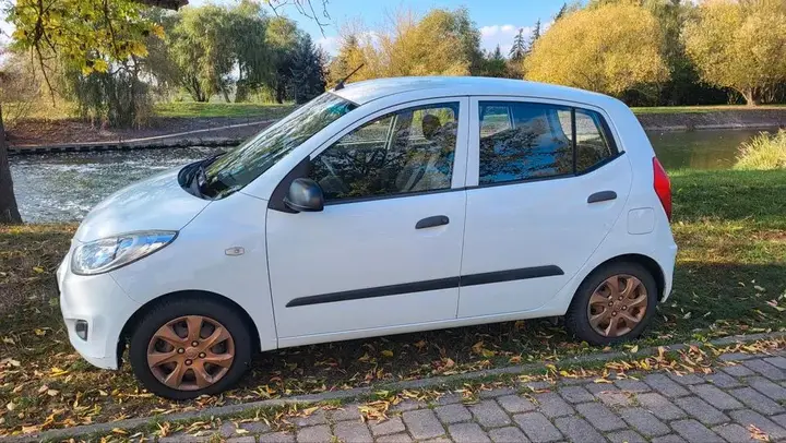 Hyundai I10