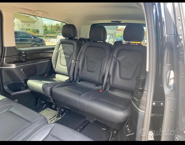 Mercedes-Benz C-Class 2023 photo 4