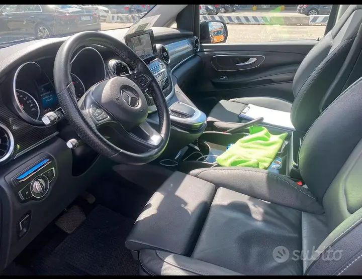 Mercedes-Benz C-Class 2023 photo 3