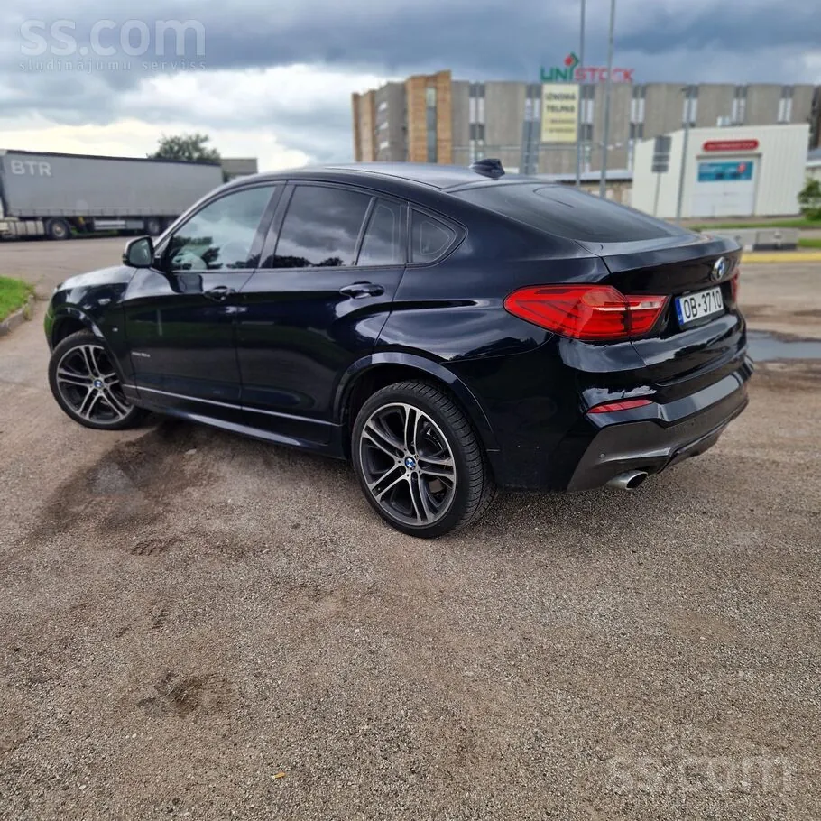 BMW X4 2016 photo 3