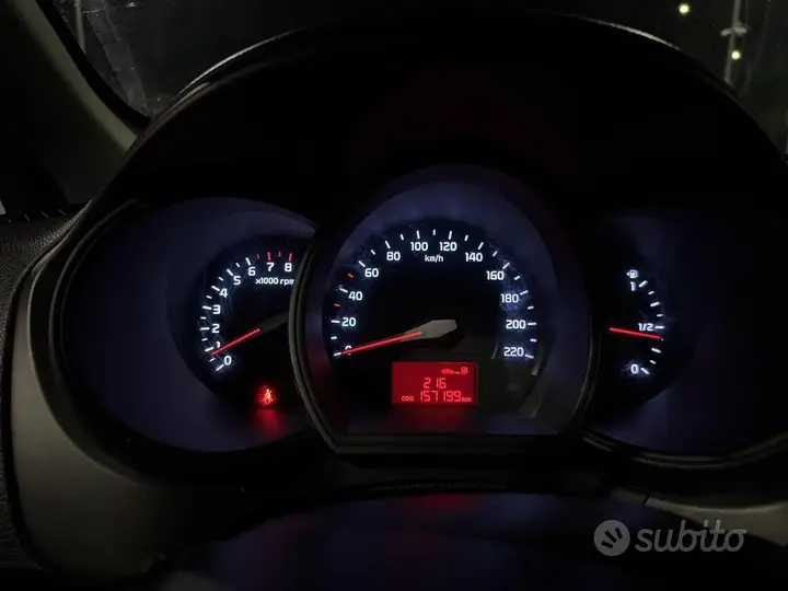Kia Rio 2013 photo 4