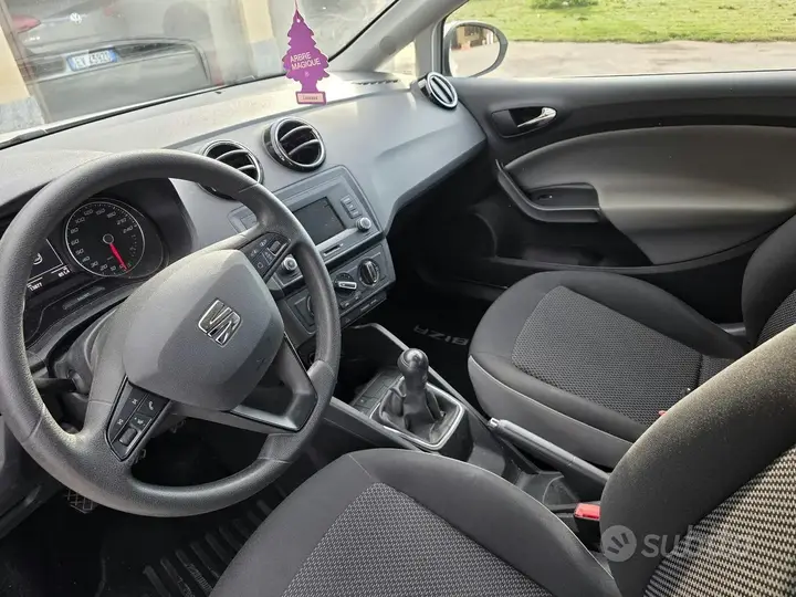 Seat Ibiza 2017 photo 4