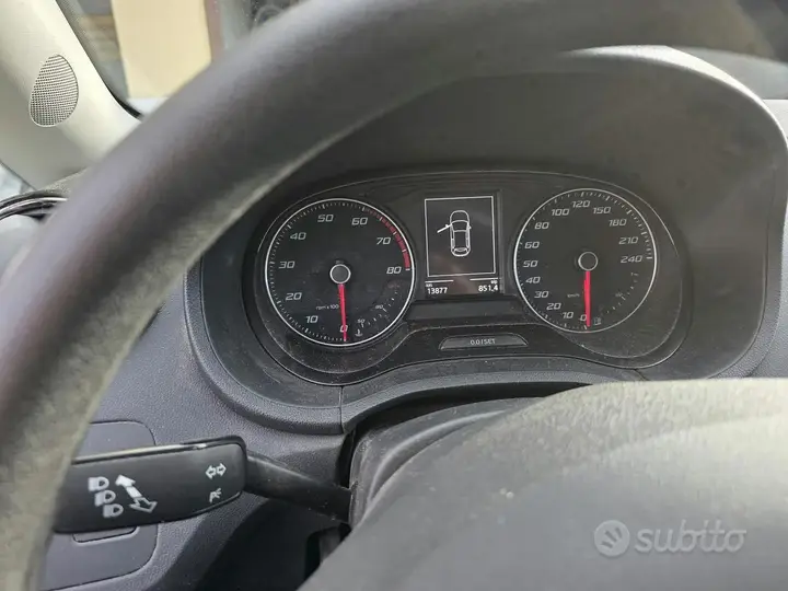 Seat Ibiza 2017 photo 5