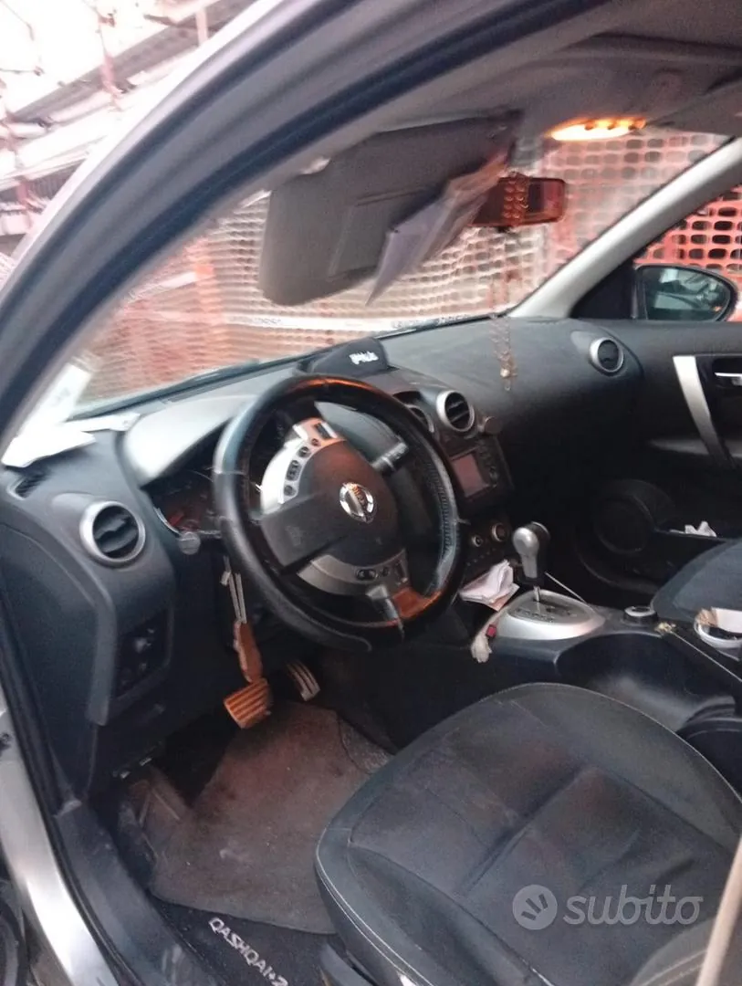 Nissan Qashqai 2011 photo 4