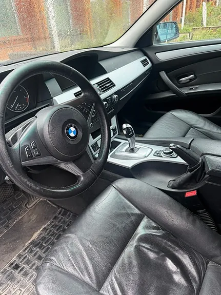 BMW 520D 2009 photo 2