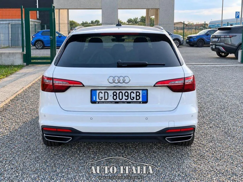 Audi A4 2021 photo 4