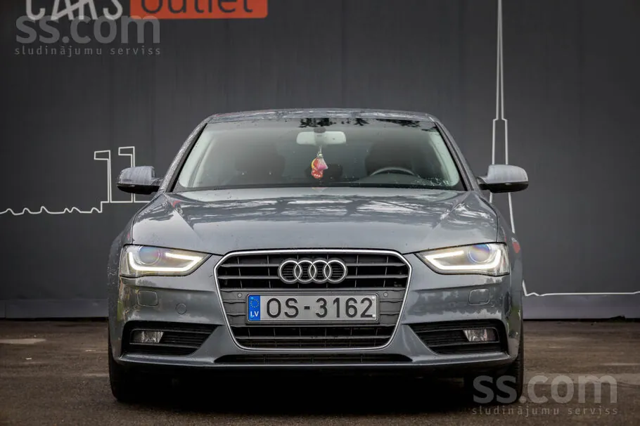 Audi A4 2014 photo 2